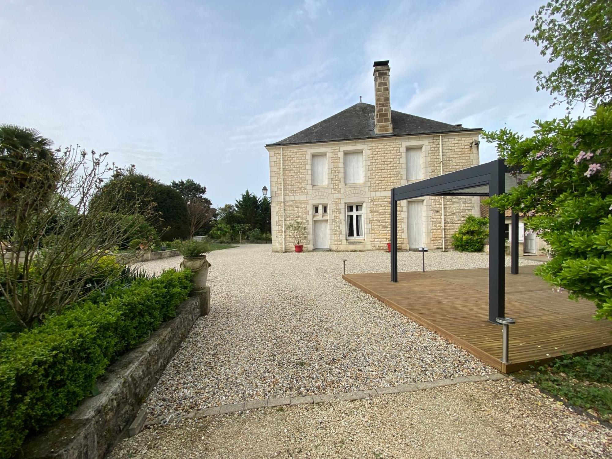Domaine De La Perthuiserie Saint-Porchaire Экстерьер фото